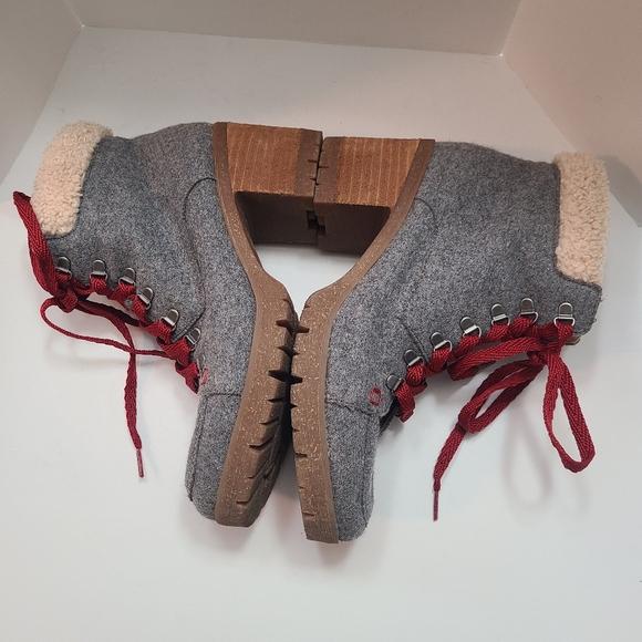 Korks Evie Women's Hiking bootie Style Trendy Popular Functional Lace Up Sz 7 - Picture 4 of 8